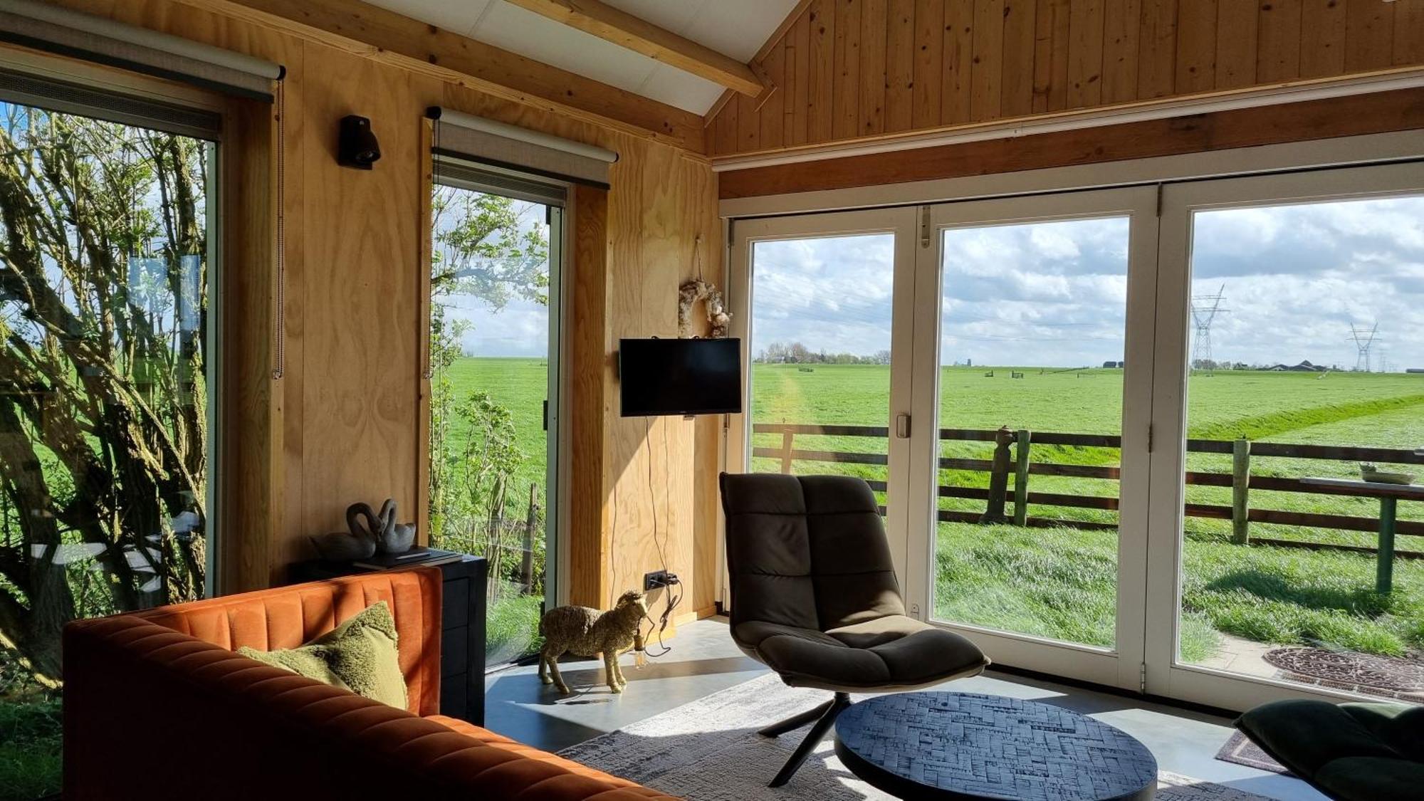 City Farmers Lodge, A Guesthouse With A Skyline View In Rural アムステルダム エクステリア 写真
